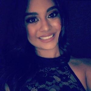 Meet your Posher, Cassandra